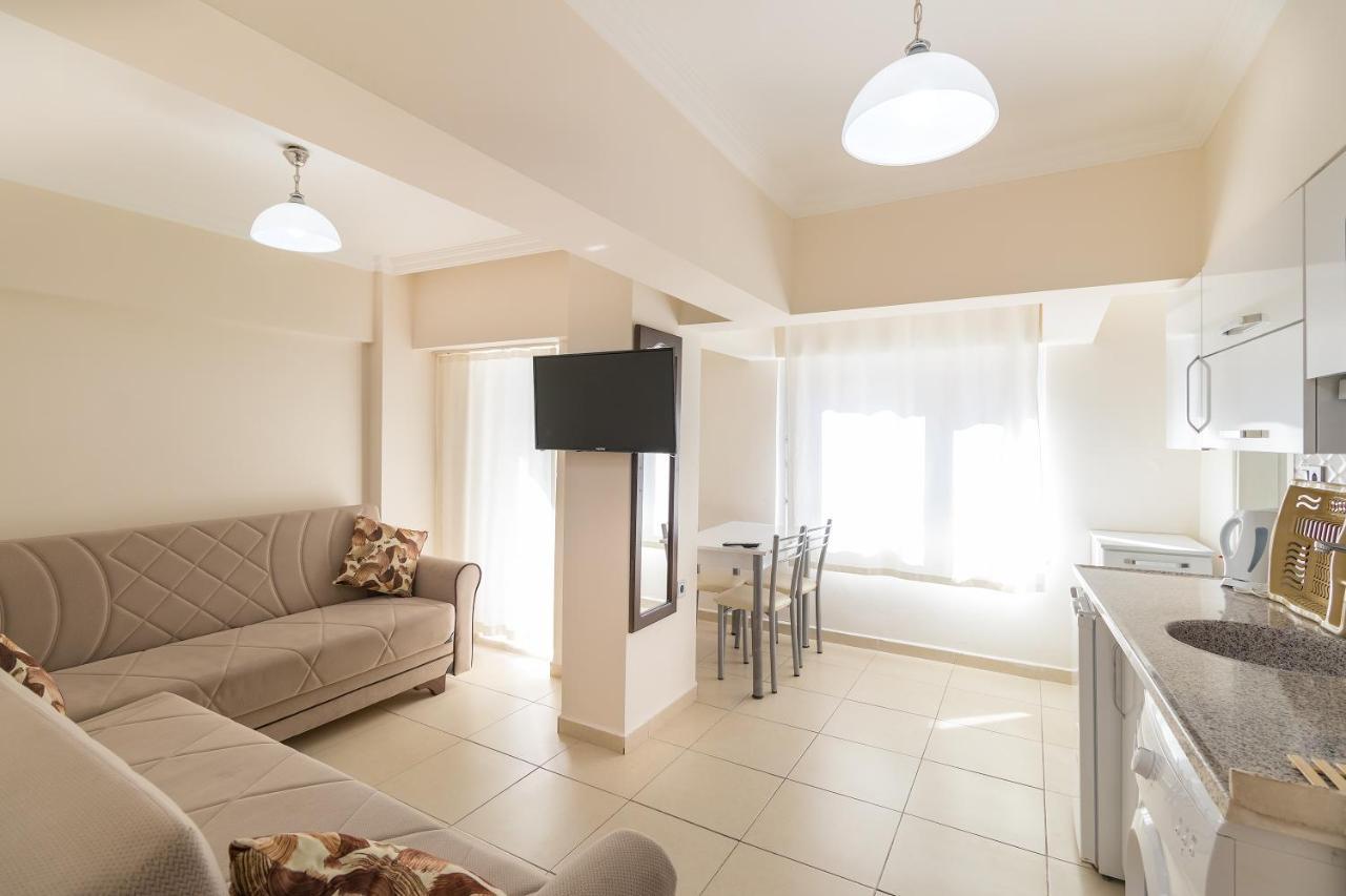 Apartments Near To City Center And Beach マルマリス エクステリア 写真